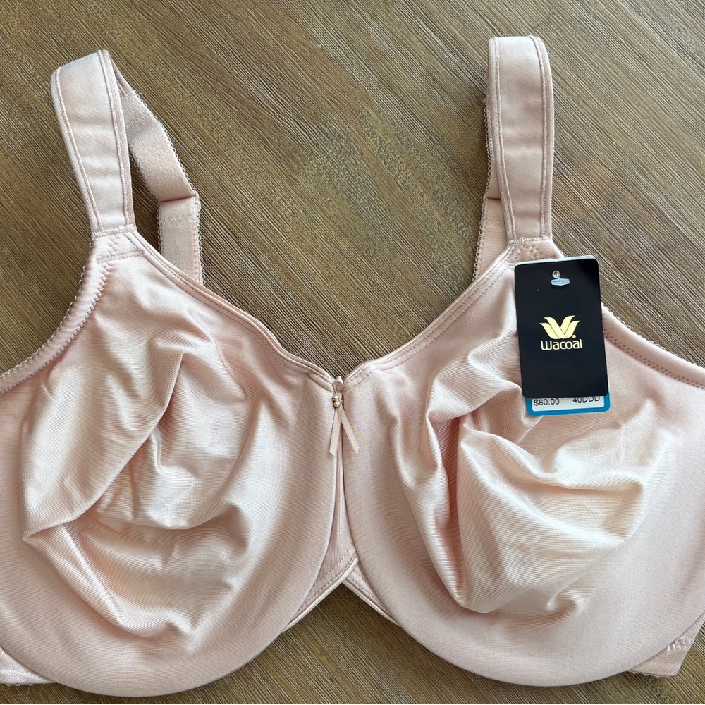 Wacoal 85185 Bodysuede Underwire Bra NWT! Size 40DDD
